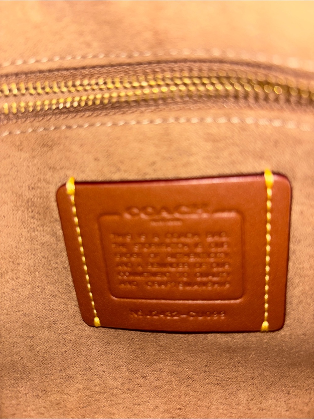 Coach Legacy Shoulder Bag - Picture 8 of 8